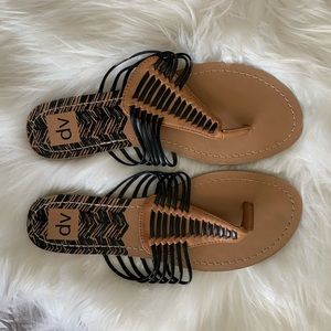 Dolce Vita NWOT sandals
